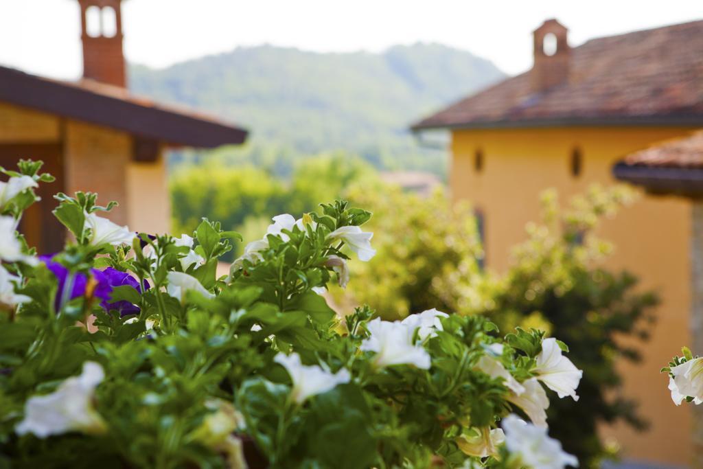 Dimora Le Nove Fate Hotell Bergamo Exteriör bild