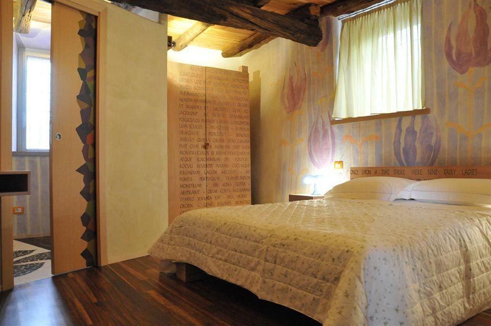 Dimora Le Nove Fate Hotell Bergamo Exteriör bild
