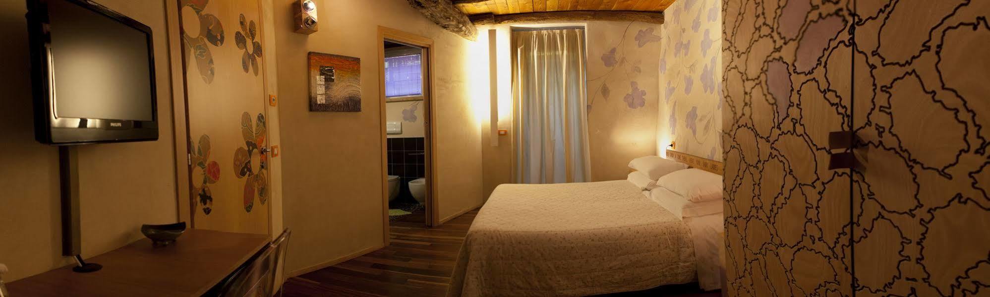 Dimora Le Nove Fate Hotell Bergamo Exteriör bild